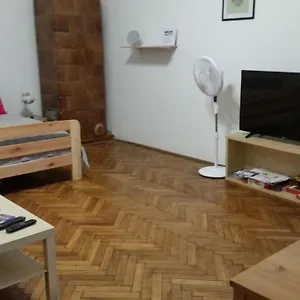 Apartment B4, Krakow